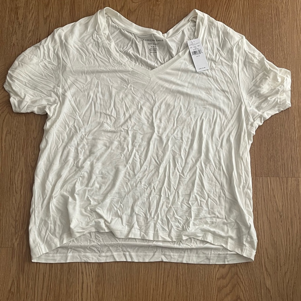 White short sleeve t-shirt